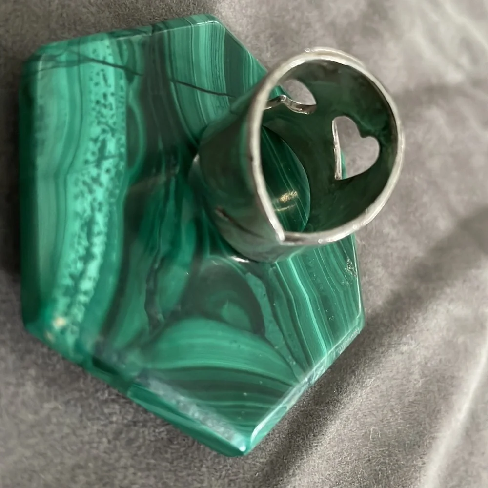 Silver heart ring - Picture 3 of 6